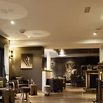 Q! 4*